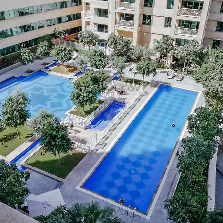 Nasma Luxury Stays - Fancy Apartment With Balcony Near Burj Khalifa Dubai Buitenkant foto