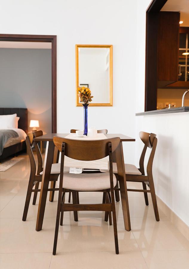 Nasma Luxury Stays - Fancy Apartment With Balcony Near Burj Khalifa Dubai Buitenkant foto