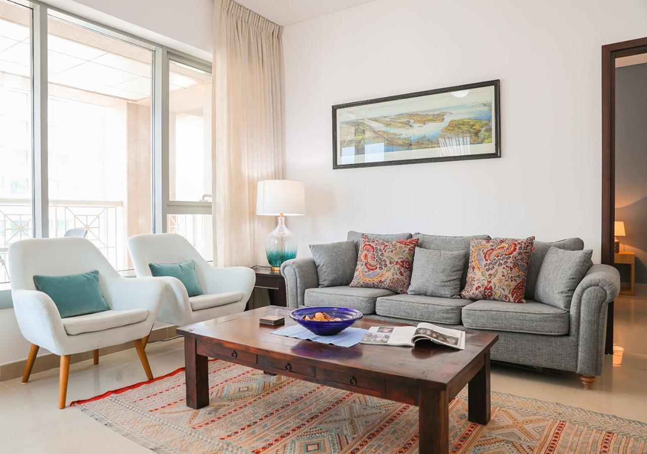 Nasma Luxury Stays - Fancy Apartment With Balcony Near Burj Khalifa Dubai Buitenkant foto