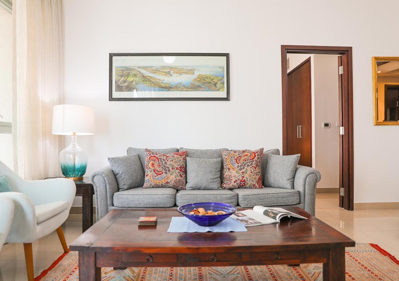 Nasma Luxury Stays - Fancy Apartment With Balcony Near Burj Khalifa Dubai Buitenkant foto