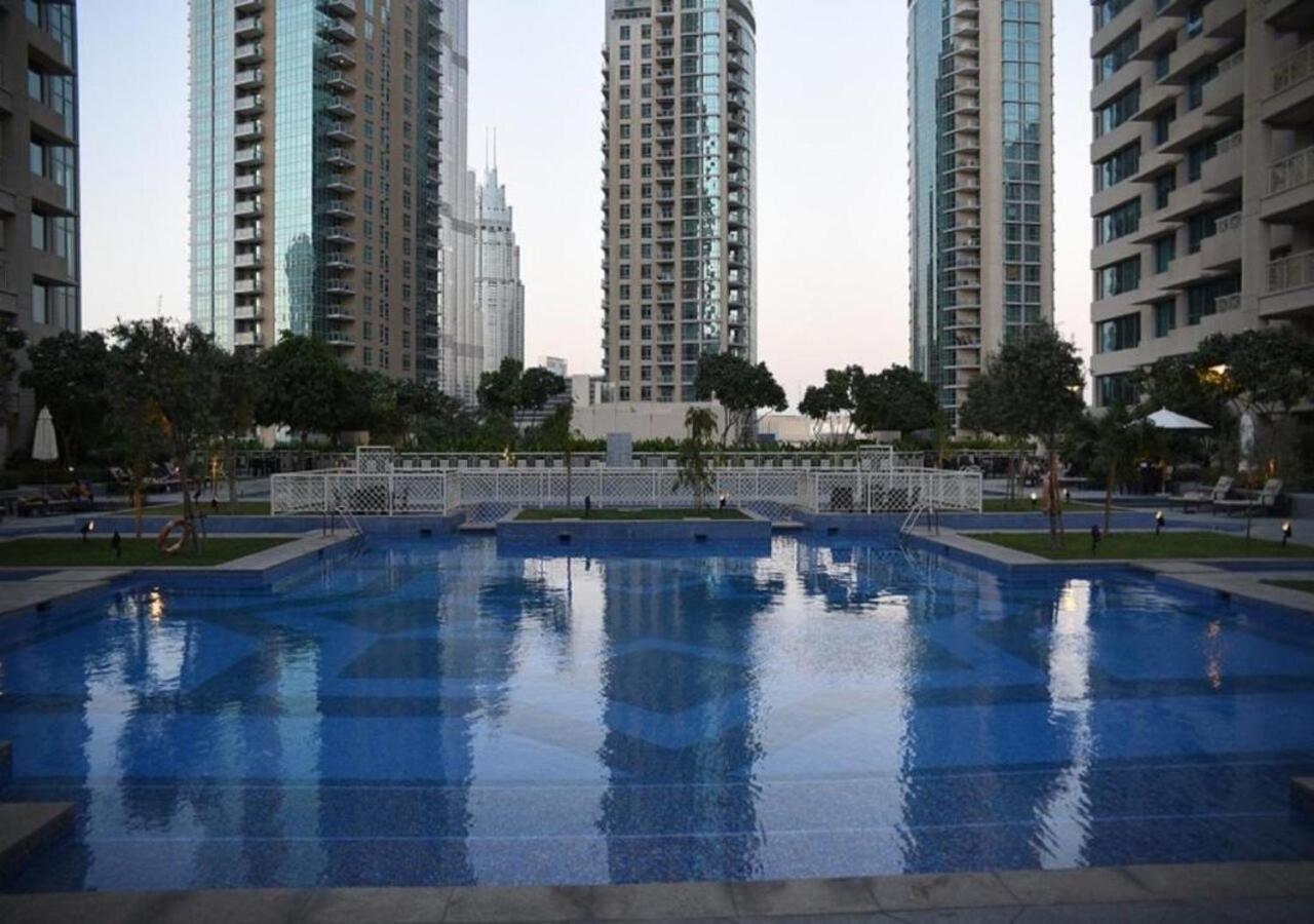 Nasma Luxury Stays - Fancy Apartment With Balcony Near Burj Khalifa Dubai Buitenkant foto
